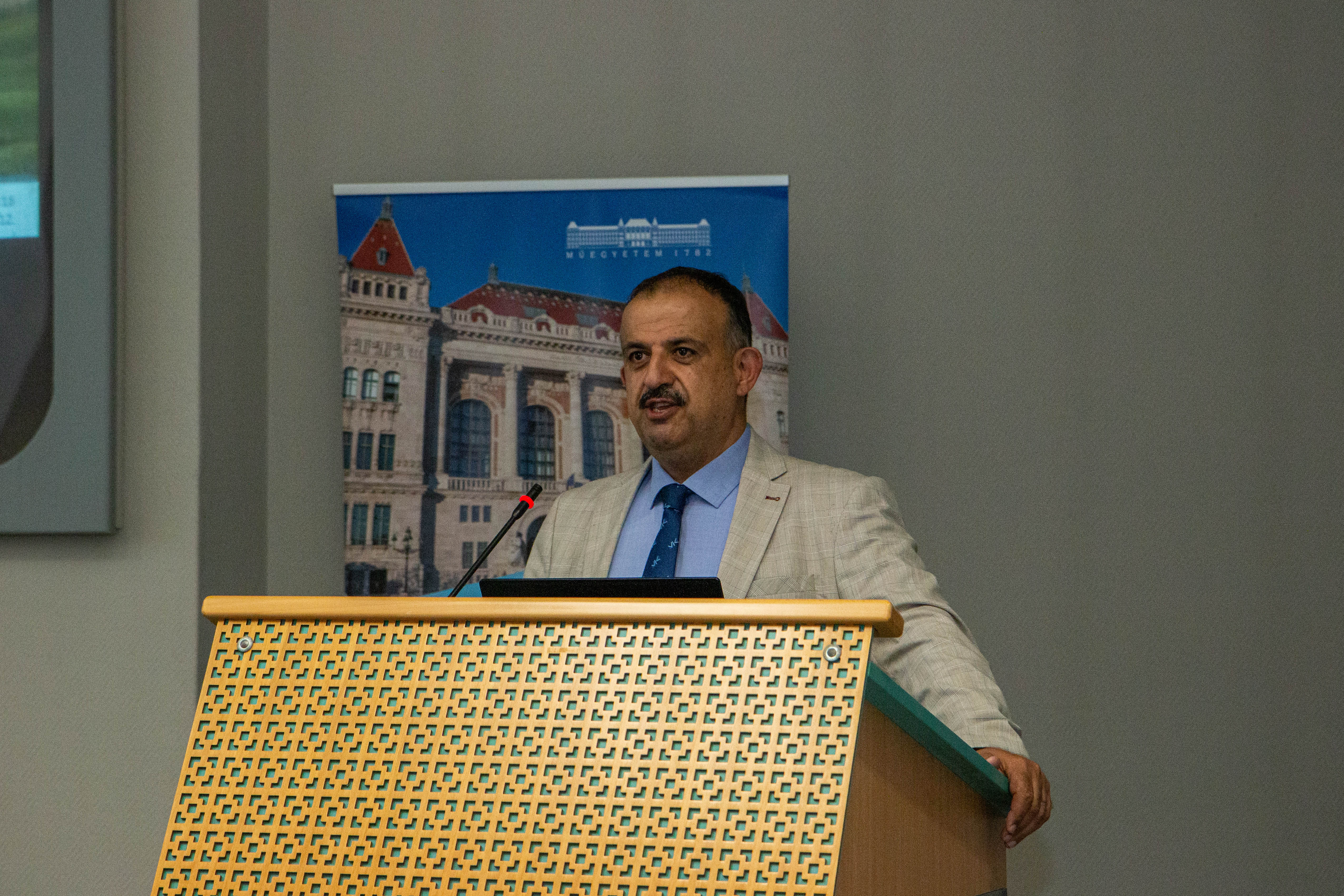 Charaf Hassan