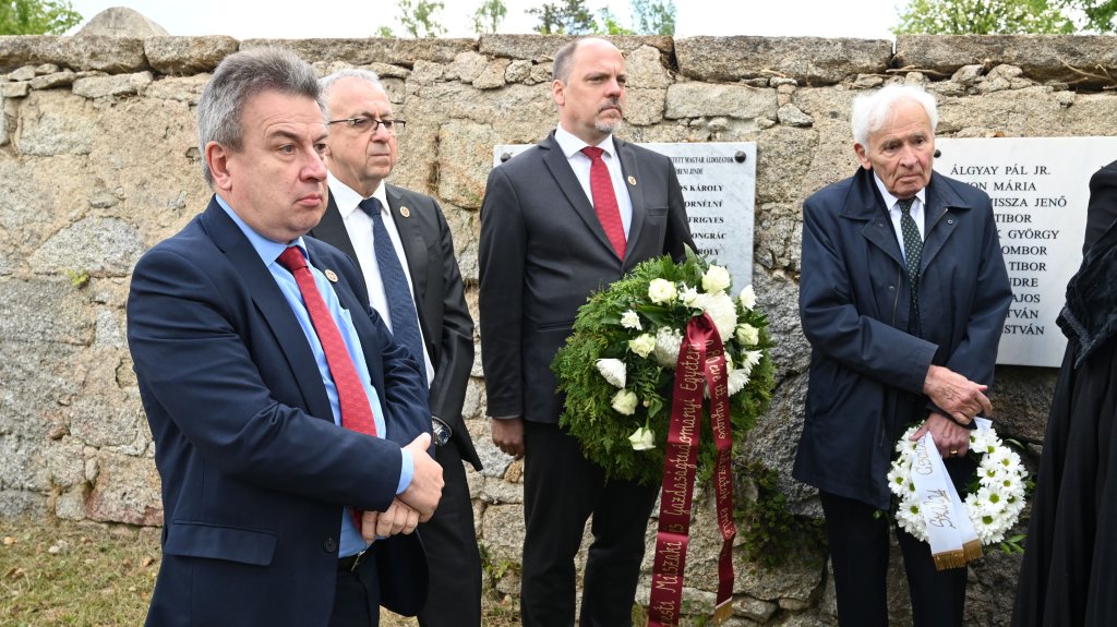 A BME vezetői